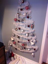 Small Space Wall Christmas Tree Diy Christmas Garland Wall Christmas Tree Small Space Christmas Tree