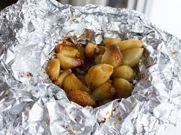 How To Roast Peeled Garlic Cloves In The Oven Instructions And Directions Cloves Recipes Roasted Garlic Cloves Roasting Garlic In Oven