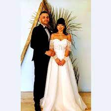 Günstig brautkleider online verkaufen,persunkleid bietet tolle billige hochzeitskleider 2015,und kleider für besondere anlässe an.kaufen sie sofort bei persun ein! Fotos Bei Nermin On Wedding Izmir Brautmode In Izmir