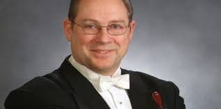 Geneva's Copeland to conduct last Christmas concerts