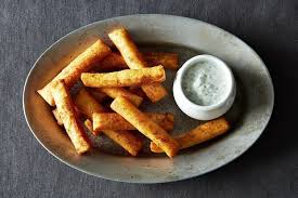 Chickpea Fries With Yogurt Dipping Sauce Rezept In 2020 Lebensmittel Essen Kichererbsen Und Kichererbsenmehl