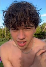 Aiden Greene's Instagram, Twitter & Facebook