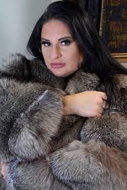 Fur Fetish Mistress 😍 on X: MISTRESSX-GRACE-X hi feeling good today in my  soft beautiful furs wanna see more? lets play ? cum with me? furporn  furmistress porn mistress click on link