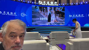 Today I'm in Shanghai, about to sign a cooperation agreement with the  Shanghai Finance Association and the Lujiazui Financial City Council,  witnessed by the Director-General of the People's Bank of…