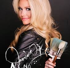 Jessica Haas's Instagram, Twitter & Facebook