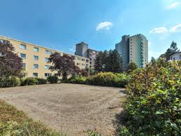 70 bis 80 hochwertige wohnungen. Infoveranstaltung Zu Fluchtlingshaus In Oberrad Glattet Wogen Nicht Frankfurt