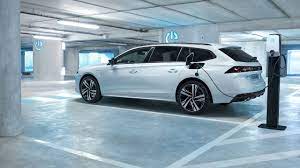 Peugeot 508 sw hybrid reliability & problems. Peugeot 508 508 Sw Und 3008 Als Plug In Hybride Mit Bis Zu 300 Ps