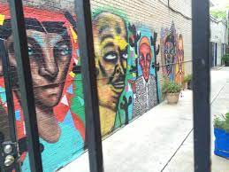 Regardless Of The Law Consider Graffiti As Legitimate Art Graffiti Graffiti Murals Art