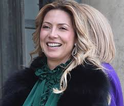 Maybe you would like to learn more about one of these? Los Trucos De Estilismo Efectistas De Fabiola Yanez En Paris Alto Impacto Garantizado Para Ti