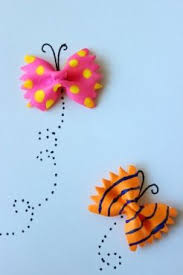 Tarjetas de mariposas hechas con pasta (con imágenes) | Tarjetas ...