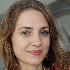 Geneva Darling's Instagram, Twitter & Facebook