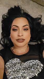 Catherine Halliday's Instagram, Twitter & Facebook