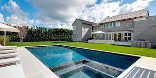 To make sense of all the latest features in pool design, we chatted with greg darvin of pristine pools in east hampton. Here Are The Latest Trends In Hamptons Pool Design Curbed Hamptons