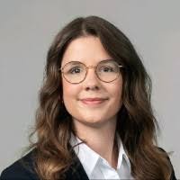 100+ "Julia L.l" profiles