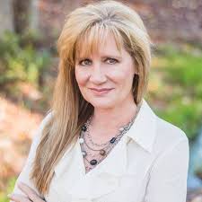 Tammy Gras's Instagram, Twitter & Facebook