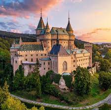 Jan 29, 2021 · welcome to the medieval castle! 18 Most Beautiful Castles In The World Famous Palaces To Visit