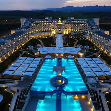 Limak Cyprus Deluxe Hotel Oteller Kapali Havuz Plaj