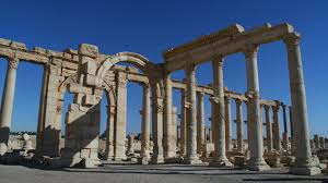 It is the only oasis in syria and perhaps the only truly tourist town. Russia Syria Agree To Restore Ancient Palmyra The Moscow Times