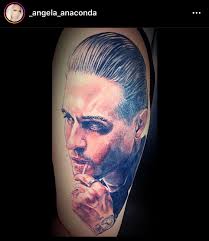 Angela Anaconda (@dykstra_angela)