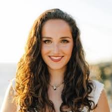 I'm happy to announce that in May I graduated magna cum laude with a double  major in Finance and Real Estate from University of San Diego