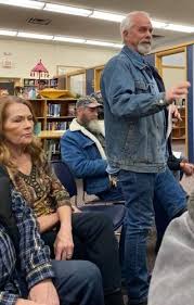 MVSD 244 patrons opine