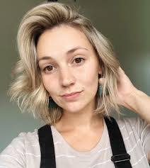 Kerin Smith's Instagram, Twitter & Facebook