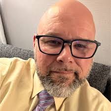 Stephen Borelli's Instagram, Twitter & Facebook