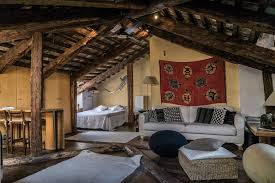 Se loger en appartement à venise est l'option idéale pour les voyageurs souhaitant passer du temps dans leur logement, pour les familles nombreuses ou encore pour les groupes d'amis. Altana Studio Venise Tarifs 2021