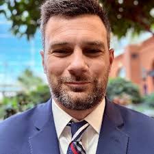 Ian Patrick Hines (@ianpatrickhines)