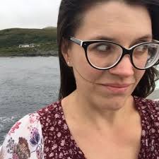 Angelica Bell (@aliklapointe)