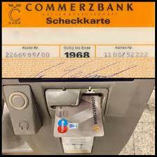 Kundenname iban kartennummer karteninhaber (name aus prägezeile) gültig bis 12. Commerzbank Ø¯Ø± ØªÙˆÛŒÛŒØªØ± Happy Birthday Girocard Die Ec Karte Wird 50 Mehr Zu Ihrer Geschichte Erfahren Sie Beim Bankenverband Https T Co Bexhka6zyo Https T Co Puibvdpfvl