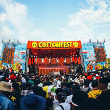 COTTON FEST shut down the inner city! – Y