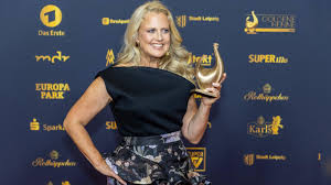 Alina rose desnuda porno i will return with either a solo