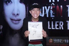 Bùi Anh Tuấn tái xuất đưa "bồ tin đồn" đi xem phim 16+