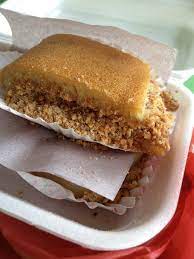 Helmed by an affable couple, the stall opens at 4.30am in the morning and closes near midday. Tanglin Halt Original Peanut Pancake She Roams The World