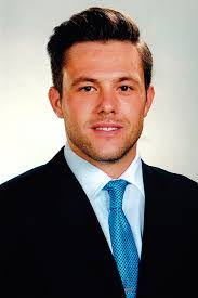 Roberto Ugarte's Instagram, Twitter & Facebook