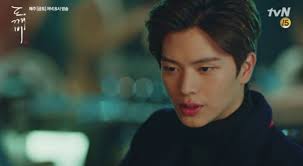 Yook Sung Jae phát cuồng vì những món hàng quảng cáo cao cấp trong phim  "Yêu tinh"