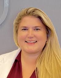 Kim Deaver's Instagram, Twitter & Facebook