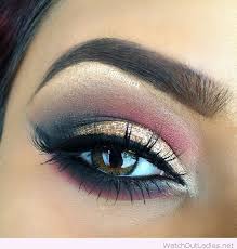 Black And Red Ombre Eyeshadow Red Gold And Black Eye Make Up Eye Makeup Eye Make Up Makeup
