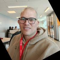 300+ perfiles de «Merida»