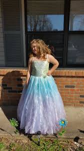 Dip Dye Wedding Dress Trend Will Make Your Big Day More Colorful Bored Panda