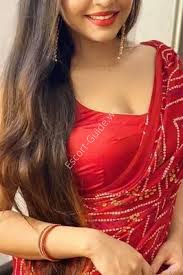 Avni Mehta acompañante Ahmedabad, Indio, Negro