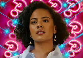 Últimos capítulos: Antes de morrer, Maria de Fátima vira santa em Vale Tudo