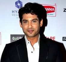 In 2013, she went into bigg boss 7 house, but got eliminated after 2 months. Sidharth Shukla Wikipedia