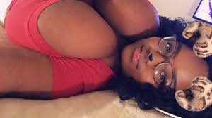 Meet Busty Cam Girls Kendra Hart and LusyCandy