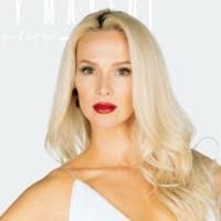 Ashley Darst's Instagram, Twitter & Facebook