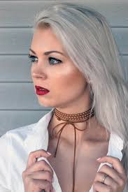 How to style a Choker