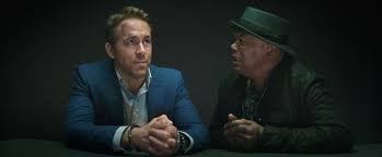 I due devono mettere da parte le loro differenze e lavorare insieme per salvarsi la vita. Come Ti Ammazzo Il Bodyguard 2 Il Nuovo Trailer Del Film Con Ryan Reynolds Lega Nerd