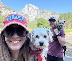 Once again the start and your winners!! Congrats to @run_cymorg in 21:12  and @weini_kelati in 23:21 Photos: Stephen Dunn/MRR Happy thanksgiving!!!