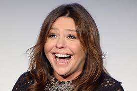 15年没剪发邋遢助理上电视惊喜变型男| 大变身| 传统发型| 大纪元